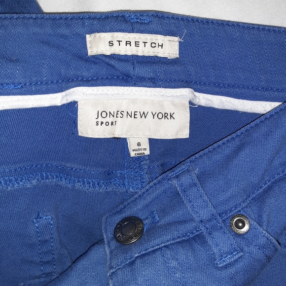 Jones New York Jeans - Picture 2 of 4